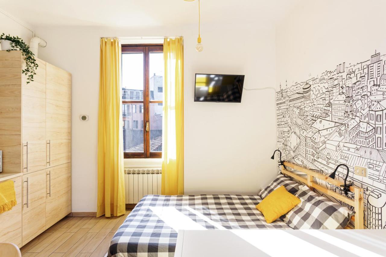 A Yellow Touch - Modern Studio In Isola Milano Екстериор снимка